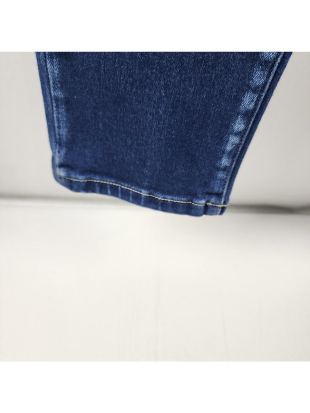 KanCan Jeans Womens 31x26 Blue High Rise Distressed Cropped Denim 128035 - Picture 7 of 11